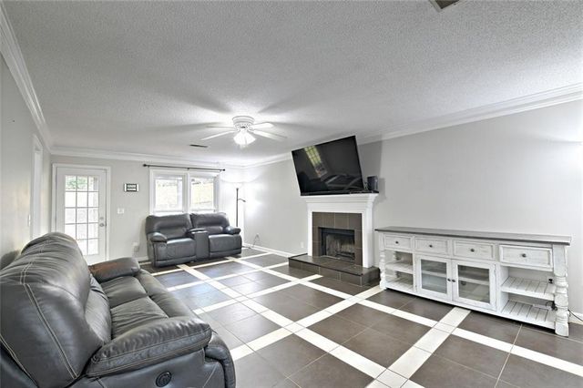 2610 Loring NW Road, Kennesaw, GA 30152