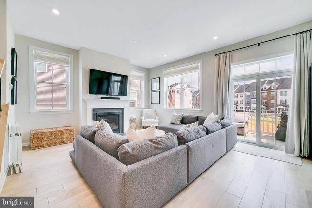 181 SMITHWORKS BOULEVARD, Phoenixville, PA 19460
