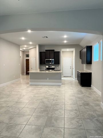 1315 Spring Row St, New Braunfels, TX 78132