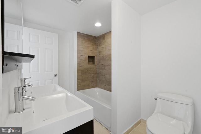2066 E FLETCHER ST, Philadelphia, PA 19125