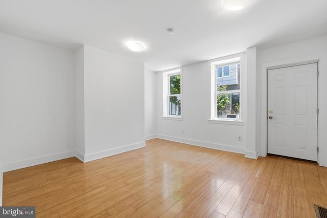 2066 E FLETCHER ST, Philadelphia, PA 19125