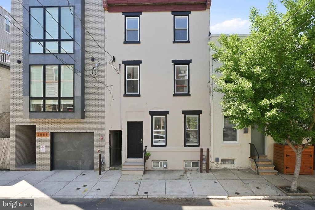 2066 E FLETCHER ST, Philadelphia, PA 19125