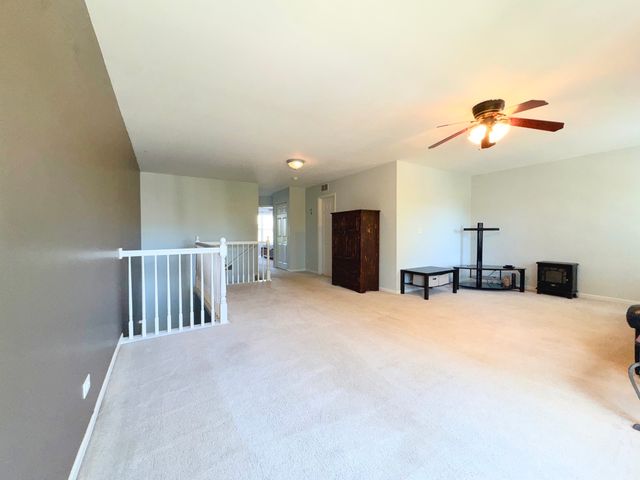 1987 Yasgur Drive, Woodstock, IL 60098