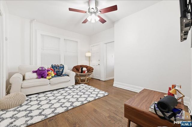 23 Cummings Street, Irvington, NJ 07111