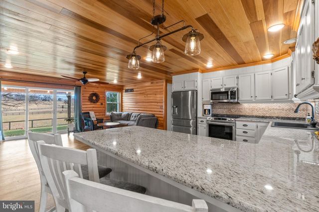 2531 UNIONTOWN RD, Westminster, MD 21158