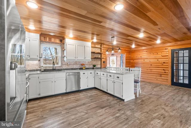 2531 UNIONTOWN RD, Westminster, MD 21158