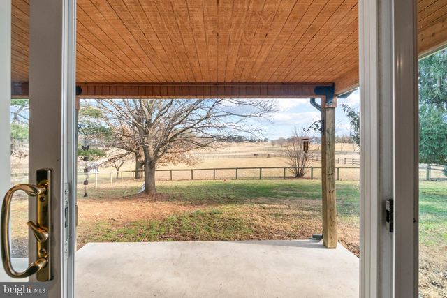 2531 UNIONTOWN RD, Westminster, MD 21158