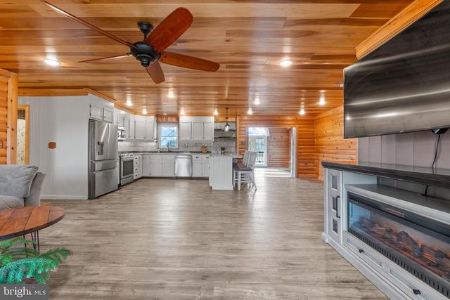 2531 UNIONTOWN RD, Westminster, MD 21158