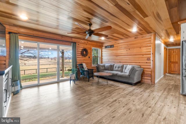 2531 UNIONTOWN RD, Westminster, MD 21158