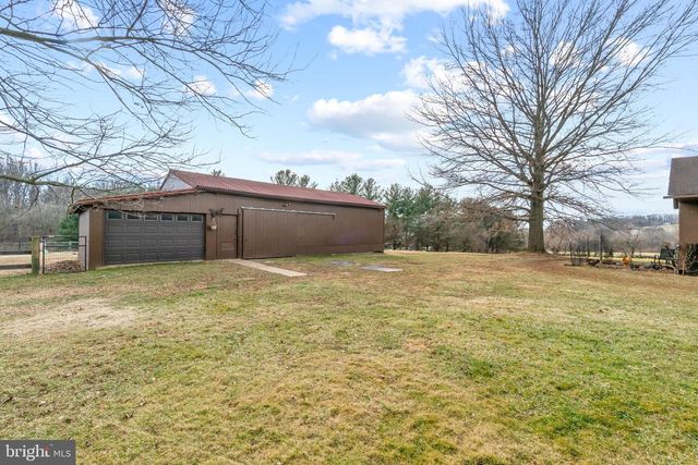 2531 UNIONTOWN RD, Westminster, MD 21158