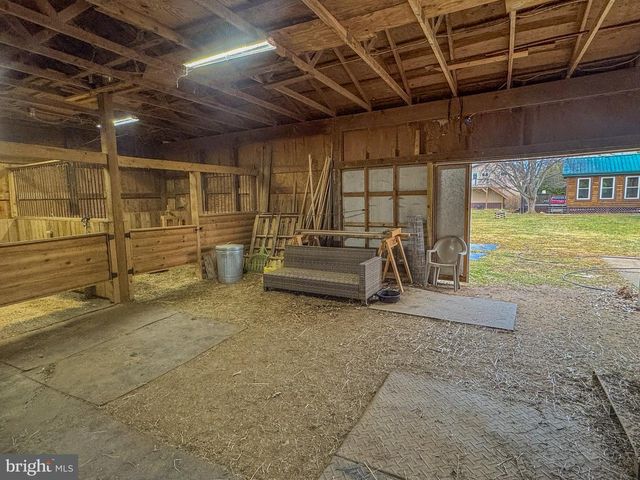 2531 UNIONTOWN RD, Westminster, MD 21158