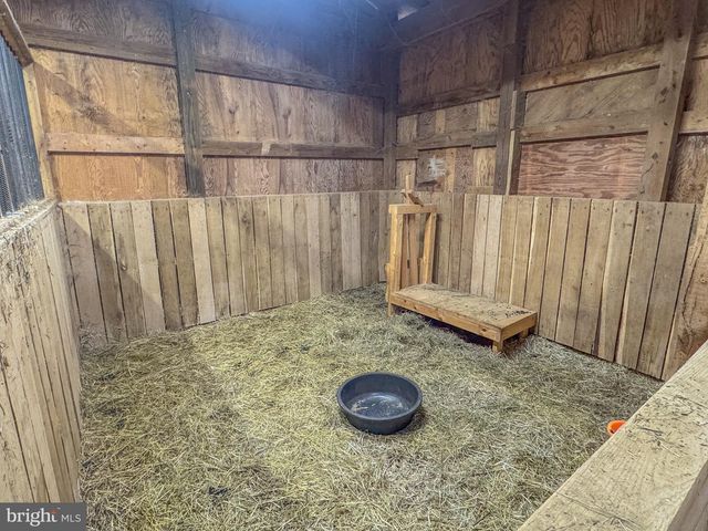 2531 UNIONTOWN RD, Westminster, MD 21158