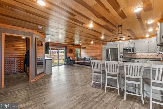 2531 UNIONTOWN RD, Westminster, MD 21158