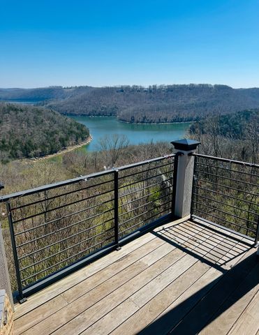 160 Shayna Ct, Smithville, TN 37166