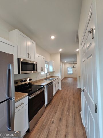 2114 Bulloch Street, Savannah, GA 31415