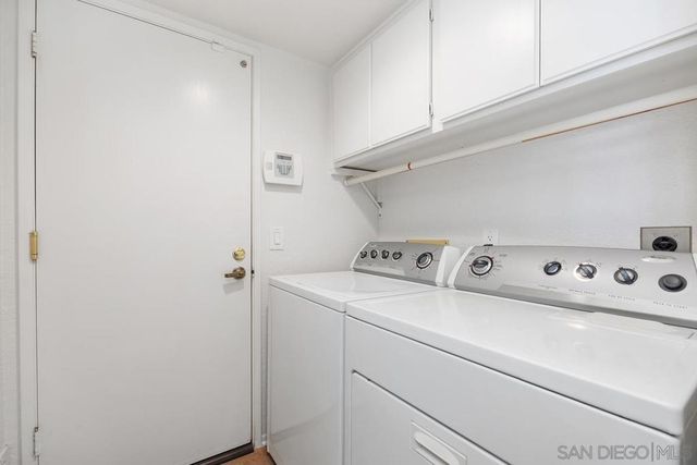 11930 Calle Suntuoso, San Diego, CA 92128