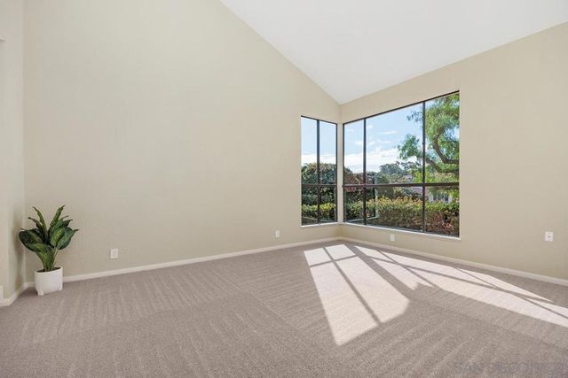 11930 Calle Suntuoso, San Diego, CA 92128