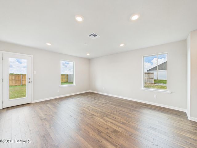 147 Grazin Court, Duson, LA 70529