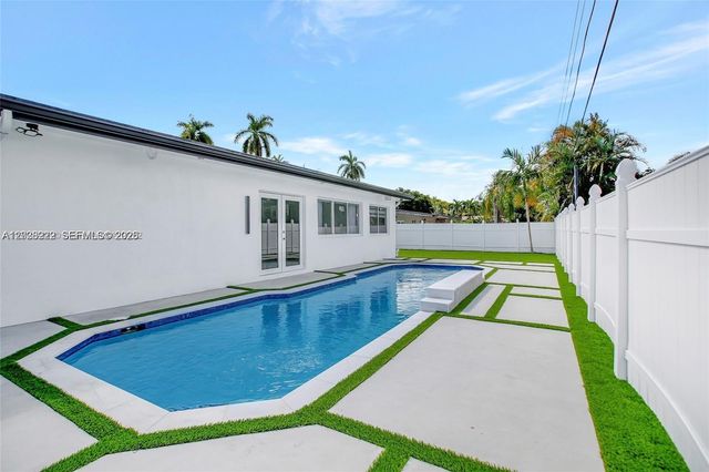 1825 NE 197th Ter, Miami, FL 33179