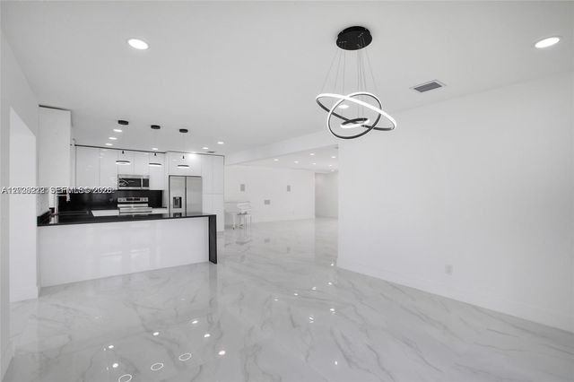 1825 NE 197th Ter, Miami, FL 33179