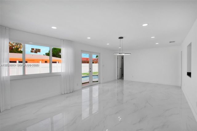 1825 NE 197th Ter, Miami, FL 33179