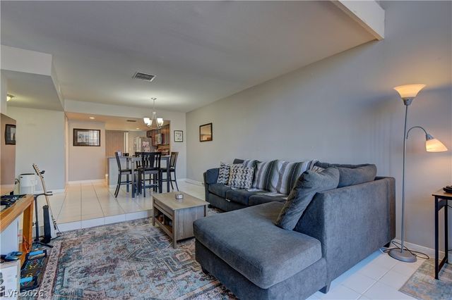 6546 Ironbark Lane, Las Vegas, NV 89107