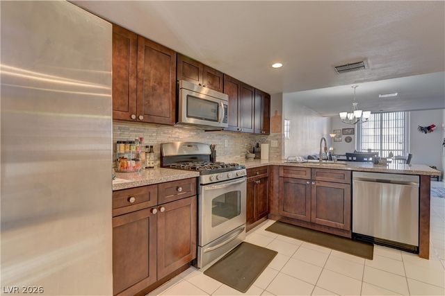 6546 Ironbark Lane, Las Vegas, NV 89107