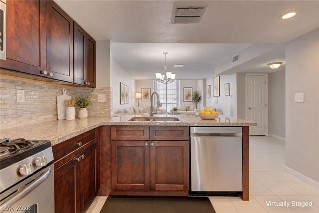 6546 Ironbark Lane, Las Vegas, NV 89107