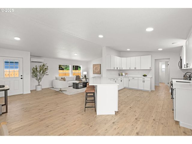 6901 Ne 149TH Ct, Vancouver, WA 98682