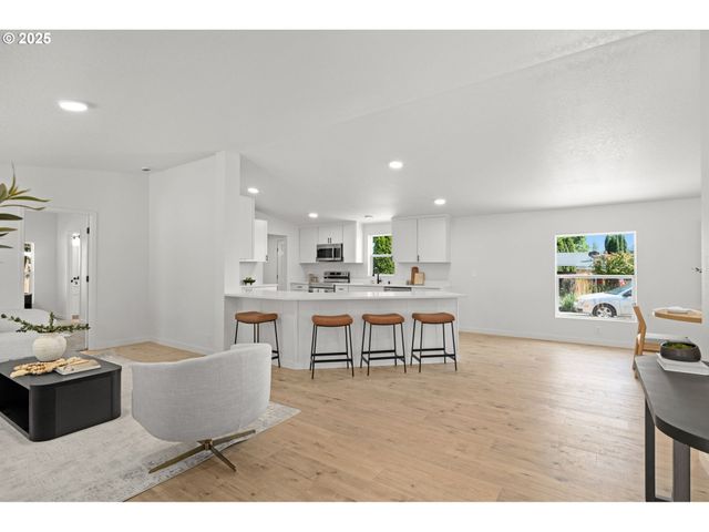 6901 Ne 149TH Ct, Vancouver, WA 98682