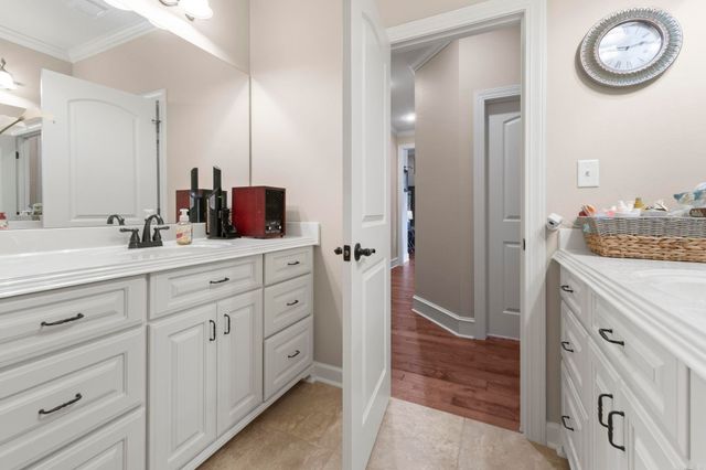 152 Blackburn Drive, Little Rock, AR 72211