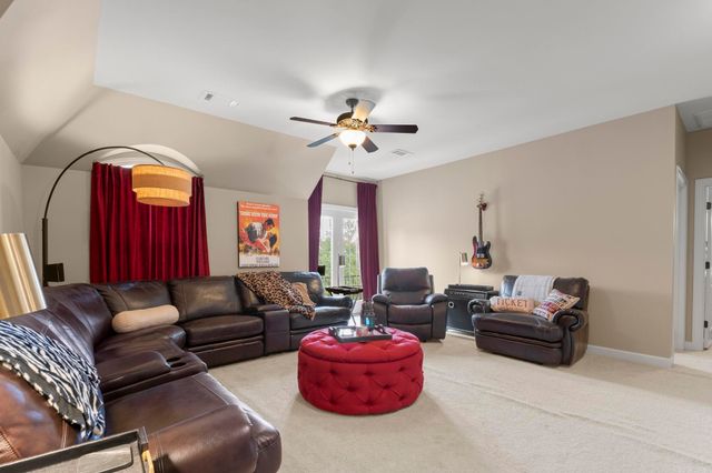 152 Blackburn Drive, Little Rock, AR 72211