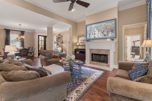 152 Blackburn Drive, Little Rock, AR 72211