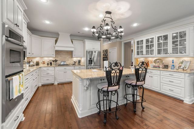 152 Blackburn Drive, Little Rock, AR 72211