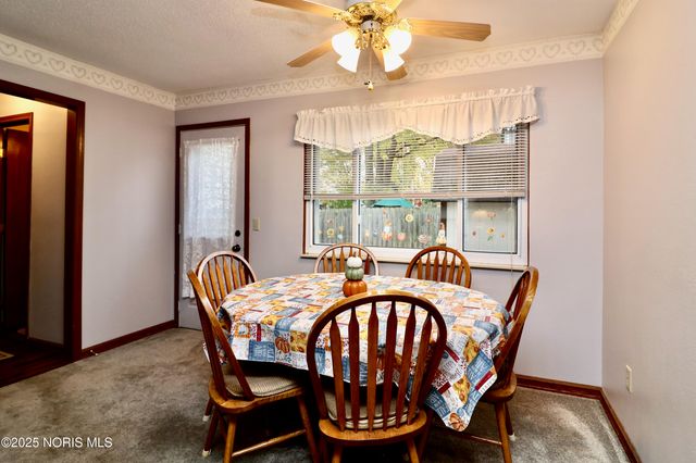 5104 Tillimon Trail, Toledo, OH 43623