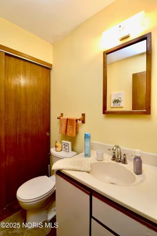 5104 Tillimon Trail, Toledo, OH 43623