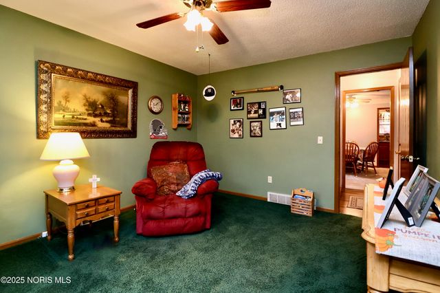 5104 Tillimon Trail, Toledo, OH 43623