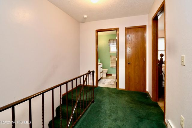 5104 Tillimon Trail, Toledo, OH 43623