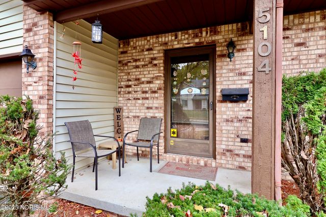 5104 Tillimon Trail, Toledo, OH 43623