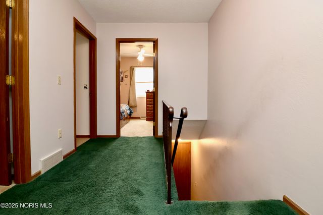 5104 Tillimon Trail, Toledo, OH 43623