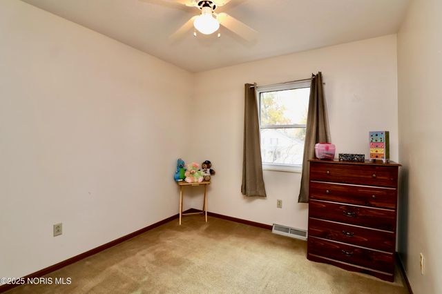 5104 Tillimon Trail, Toledo, OH 43623