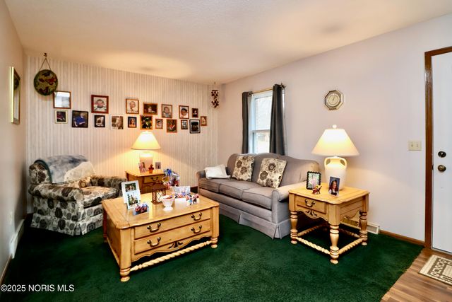 5104 Tillimon Trail, Toledo, OH 43623