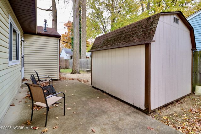 5104 Tillimon Trail, Toledo, OH 43623