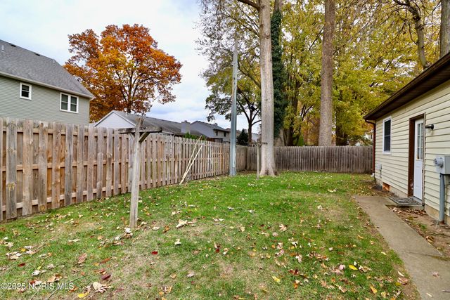 5104 Tillimon Trail, Toledo, OH 43623