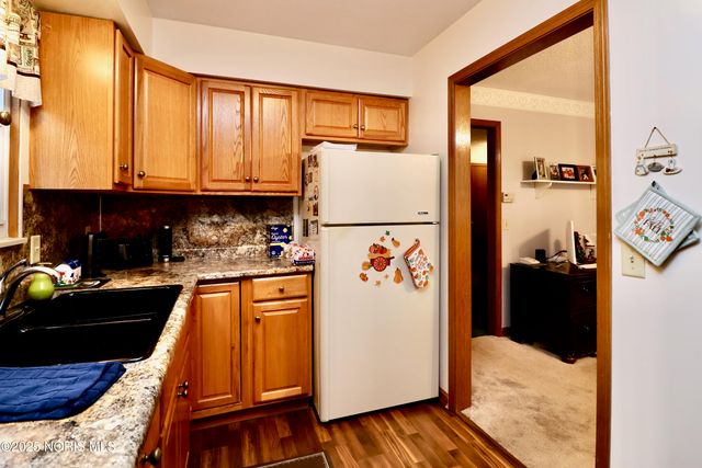 5104 Tillimon Trail, Toledo, OH 43623