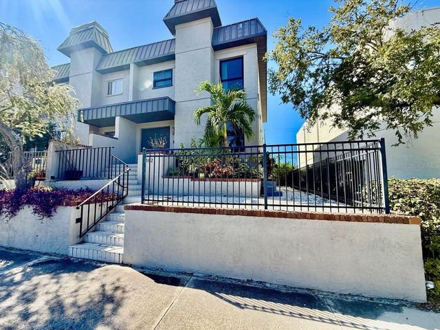 162 E DAVIS BOULEVARD, Tampa, FL 33606