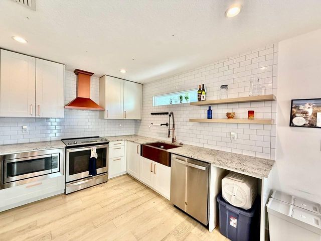 162 E DAVIS BOULEVARD, Tampa, FL 33606