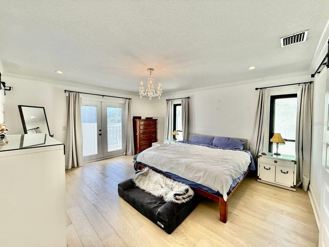 162 E DAVIS BOULEVARD, Tampa, FL 33606