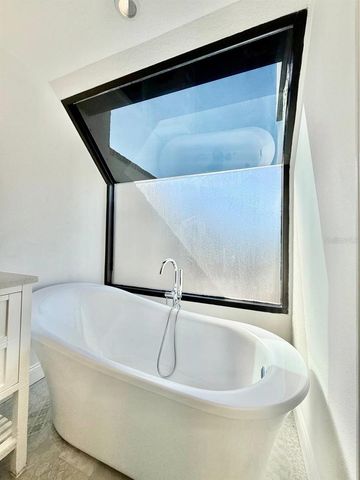 162 E DAVIS BOULEVARD, Tampa, FL 33606