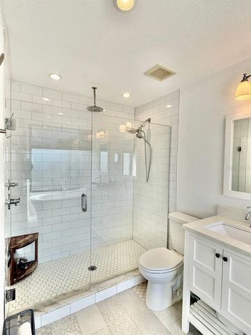 162 E DAVIS BOULEVARD, Tampa, FL 33606